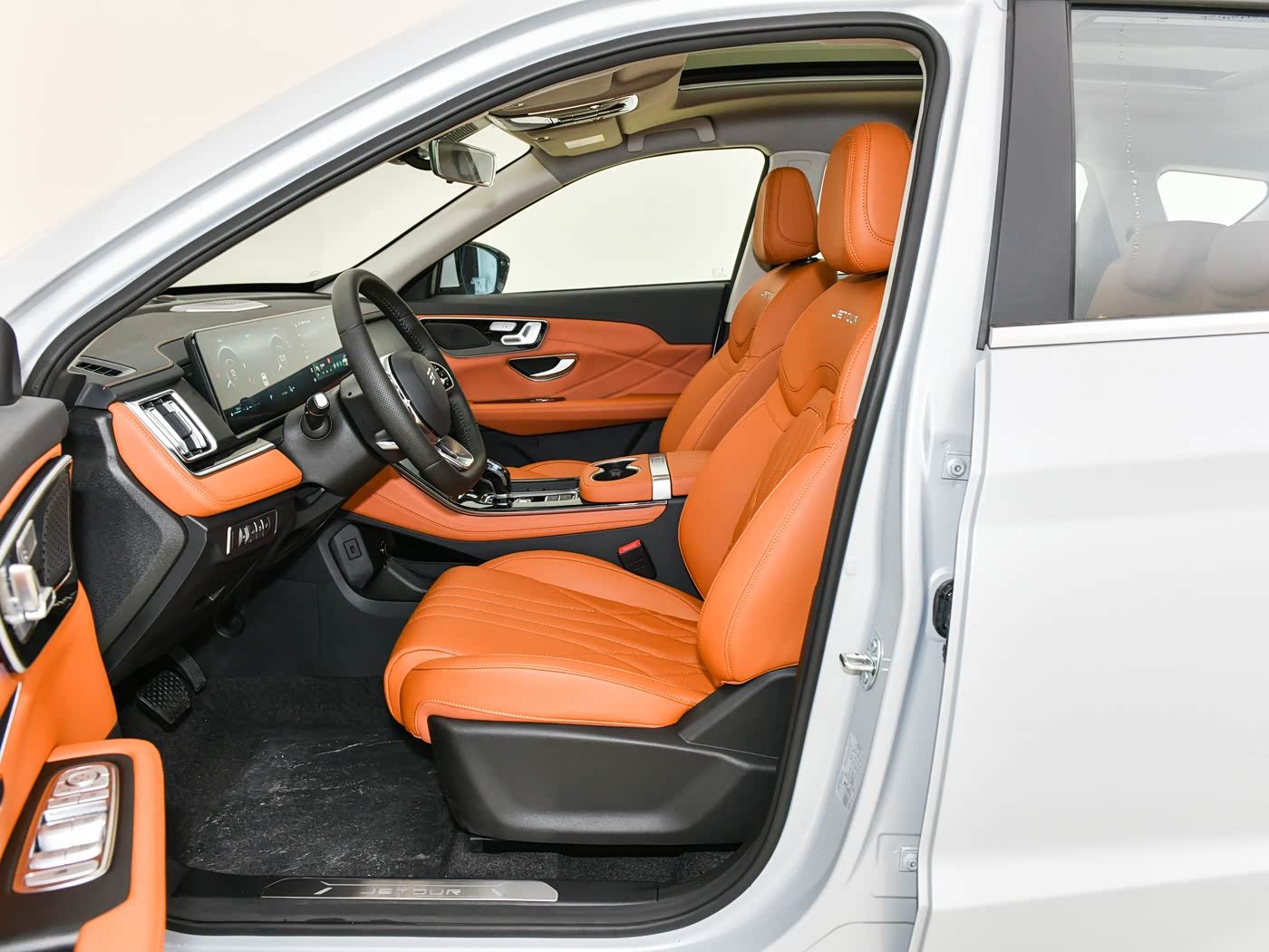 								Jetour X70Plus 1.5T Global Version 7-seat full									