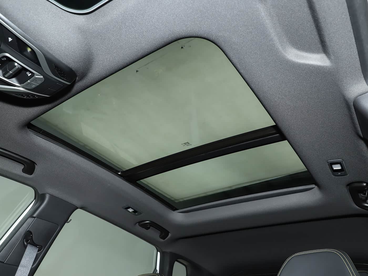 								Geely Coolray L 1.5TD DCT Starshine+Sports Package full									