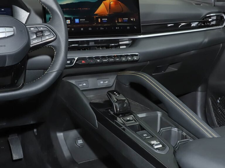 Geely Coolray L 1.5TD DCT Starshine+Sports Package
