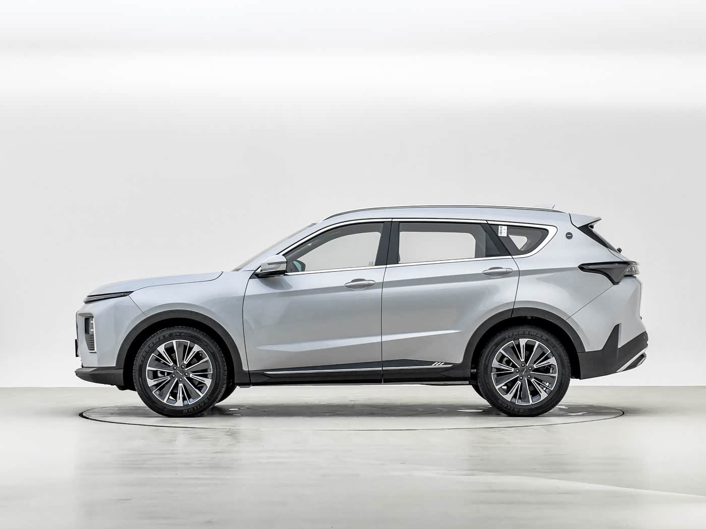 								Jetour X70Plus 1.5T Global Version 7-seat full									