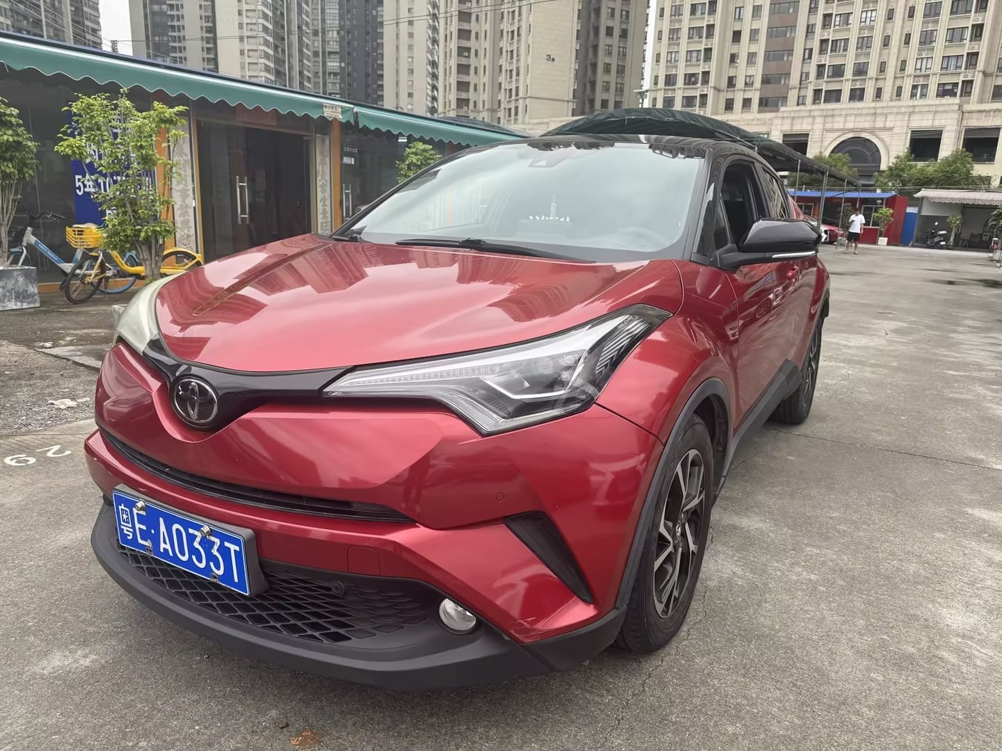 								2018 Toyota C-HR 2.0L Luxury Edition National V full									