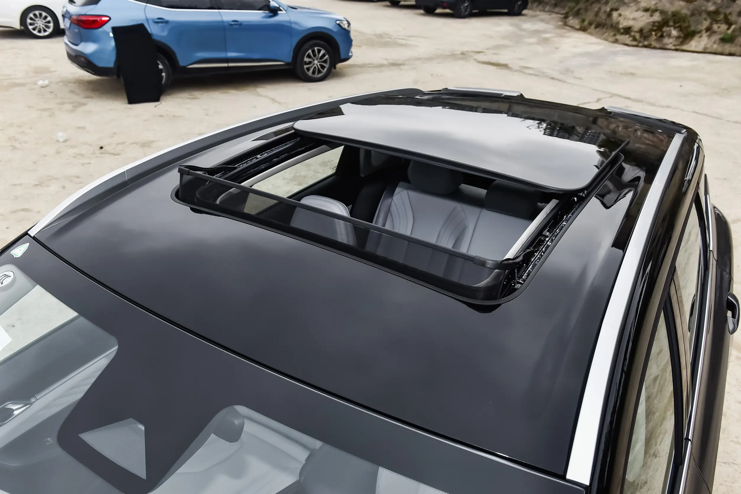 								Geely Coolray L 1.5TD DCT Starshine+Sports Package full									