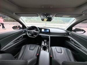 Hyundai Elantra 2024 1.5L Premium
