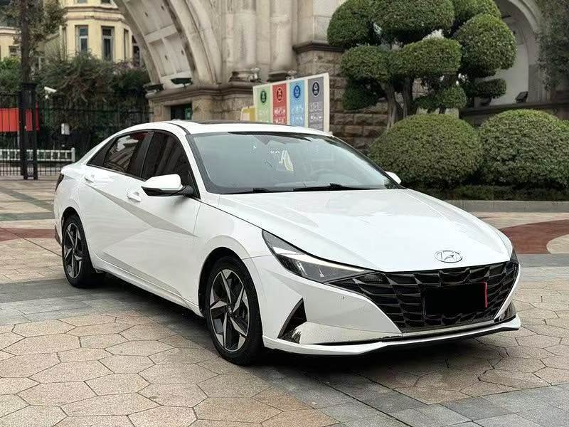 								Hyundai Elantra 2024 1.5L Premium full									