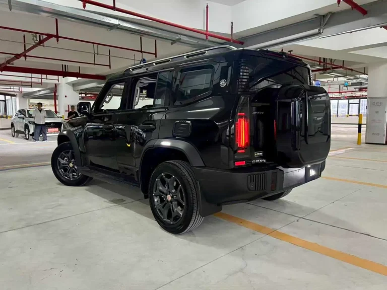 2025 JETOUR Traveler 2.0T 4WD Cross PRO