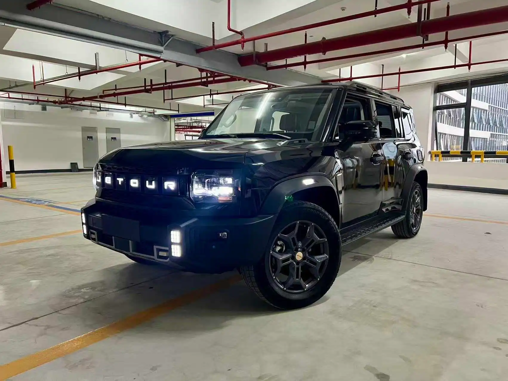 								2025 JETOUR Traveler 2.0T 4WD Cross PRO full									