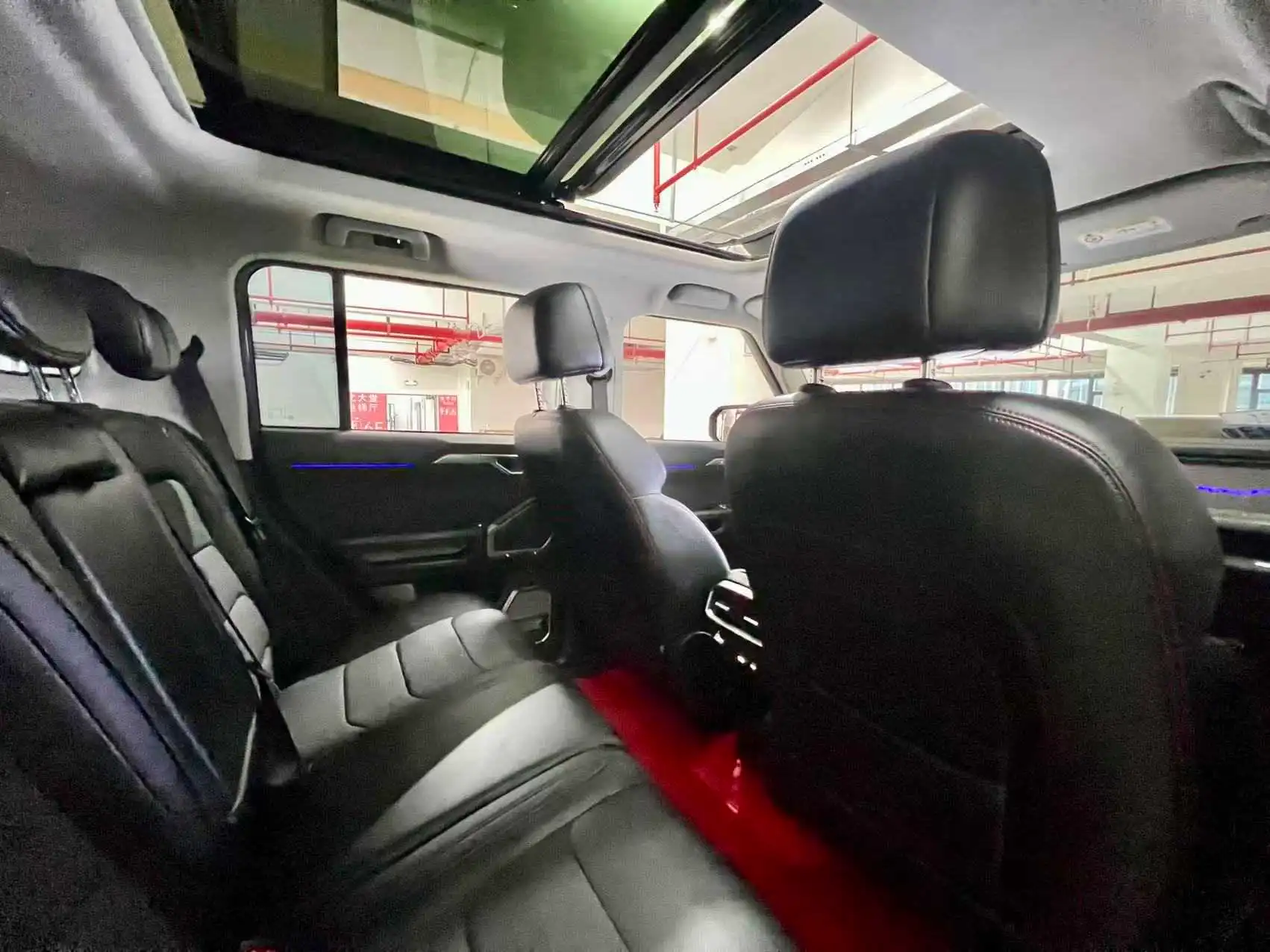 								2025 JETOUR Traveler 2.0T 4WD Cross PRO full									