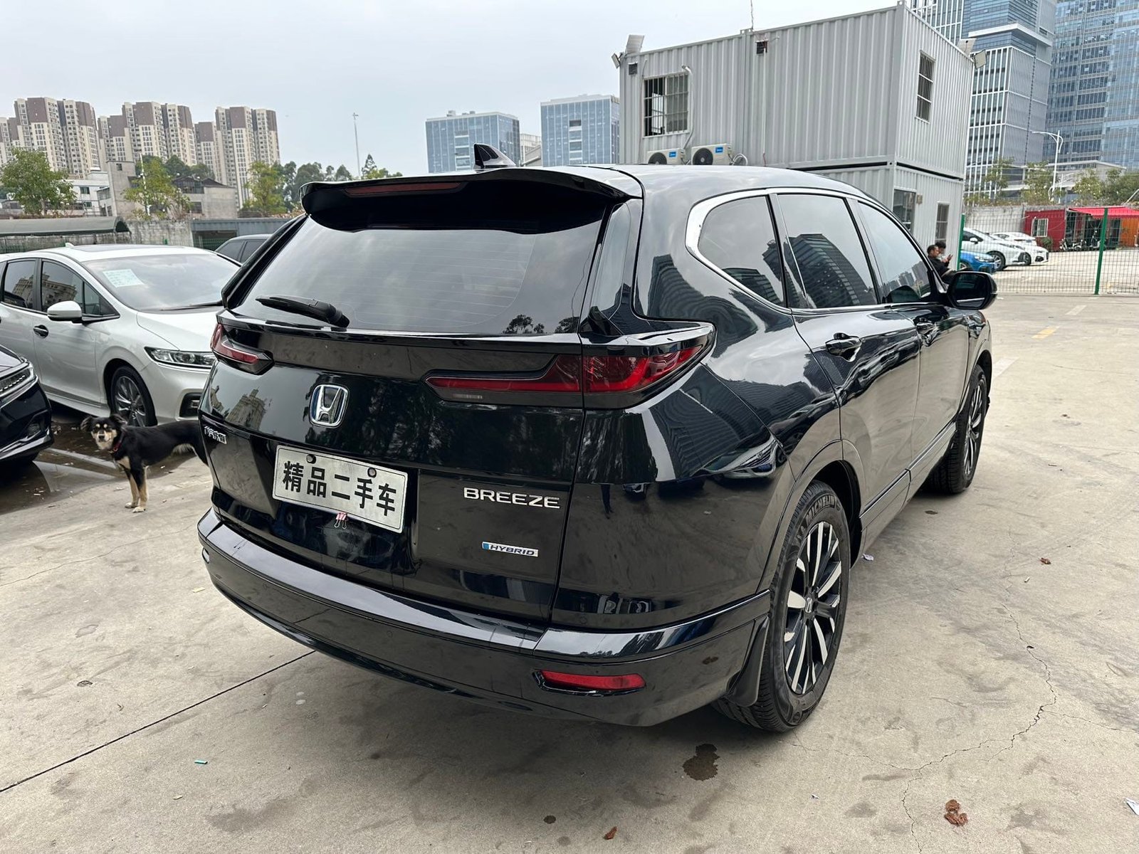 								2022 Honda Breeze 2.0L e:PHEV Luxury Trim full									