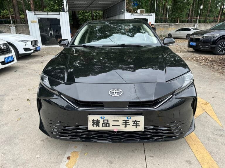 2024 Toyota Camry Hybrid 2.0 Luxury