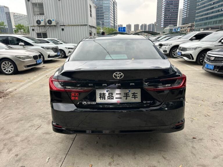 2024 Toyota Camry Hybrid 2.0 Luxury