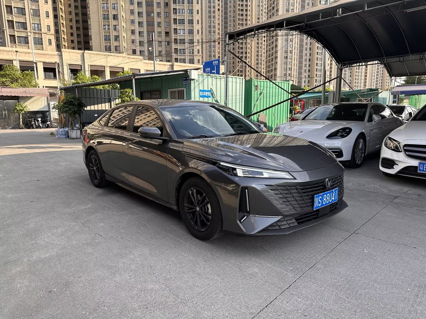 								2023 Changan UNI-V 1.5T Smart Pilot Version full									