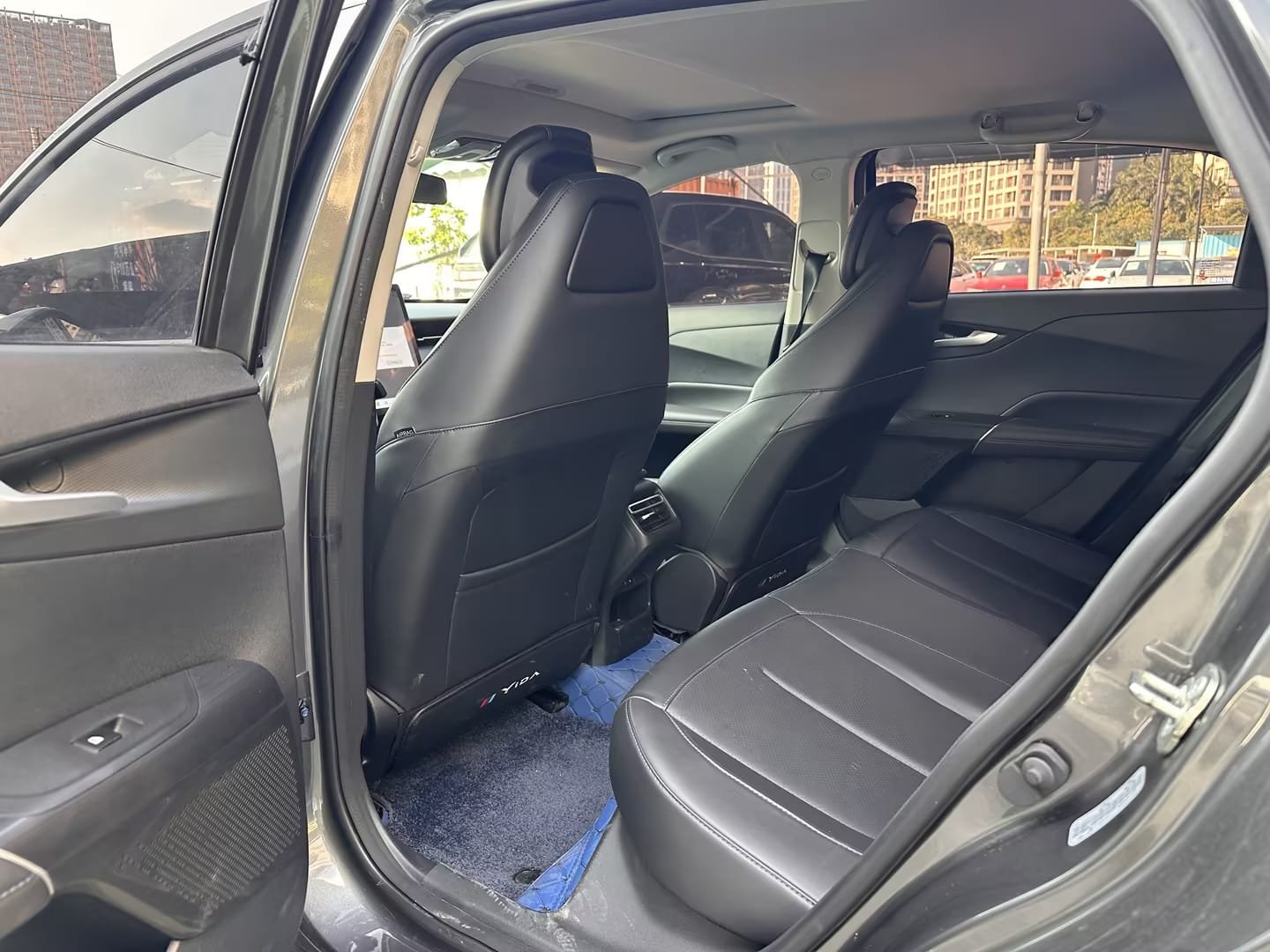 								2023 Changan UNI-V 1.5T Smart Pilot Version full									