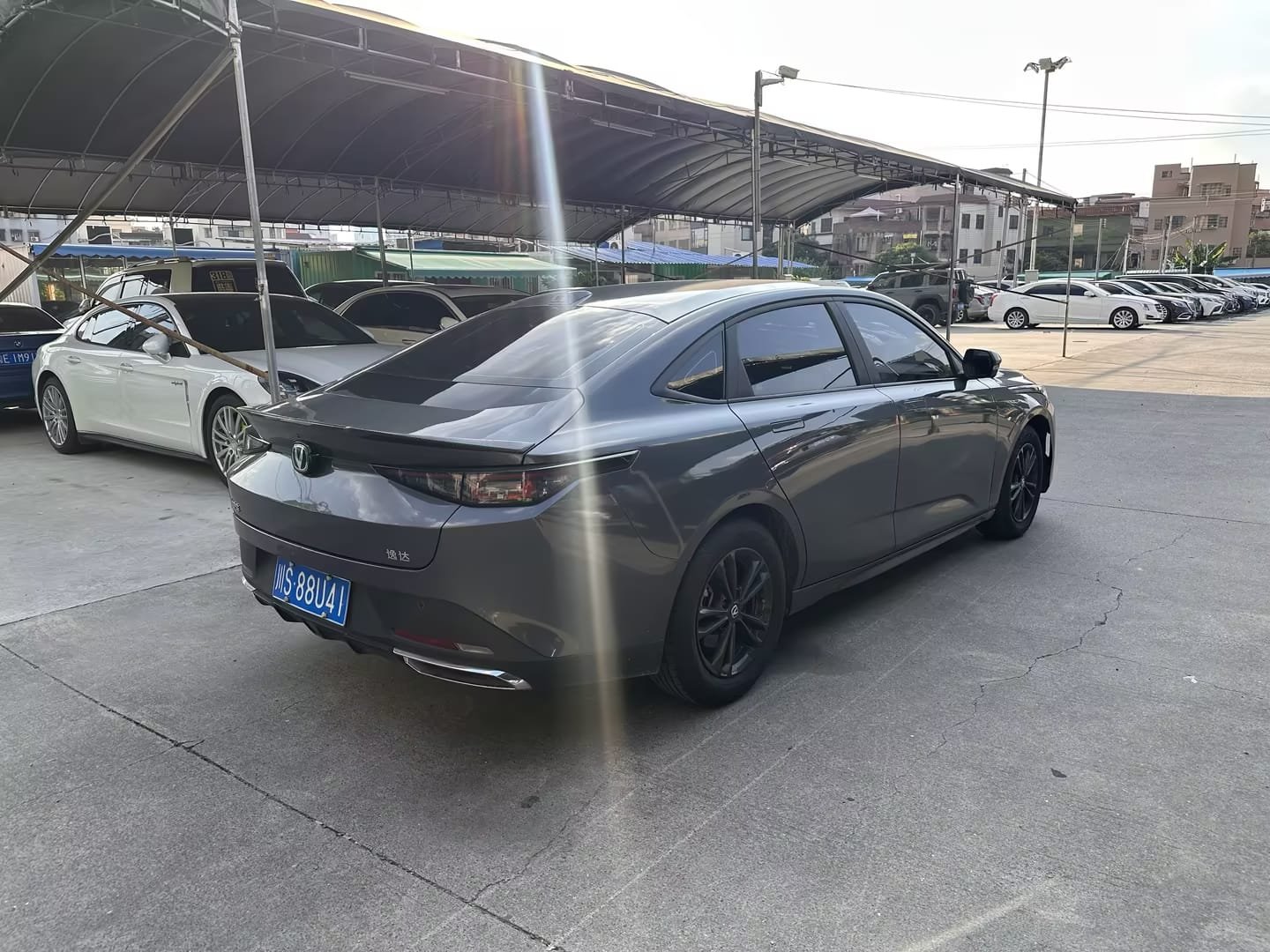 								2023 Changan UNI-V 1.5T Smart Pilot Version full									