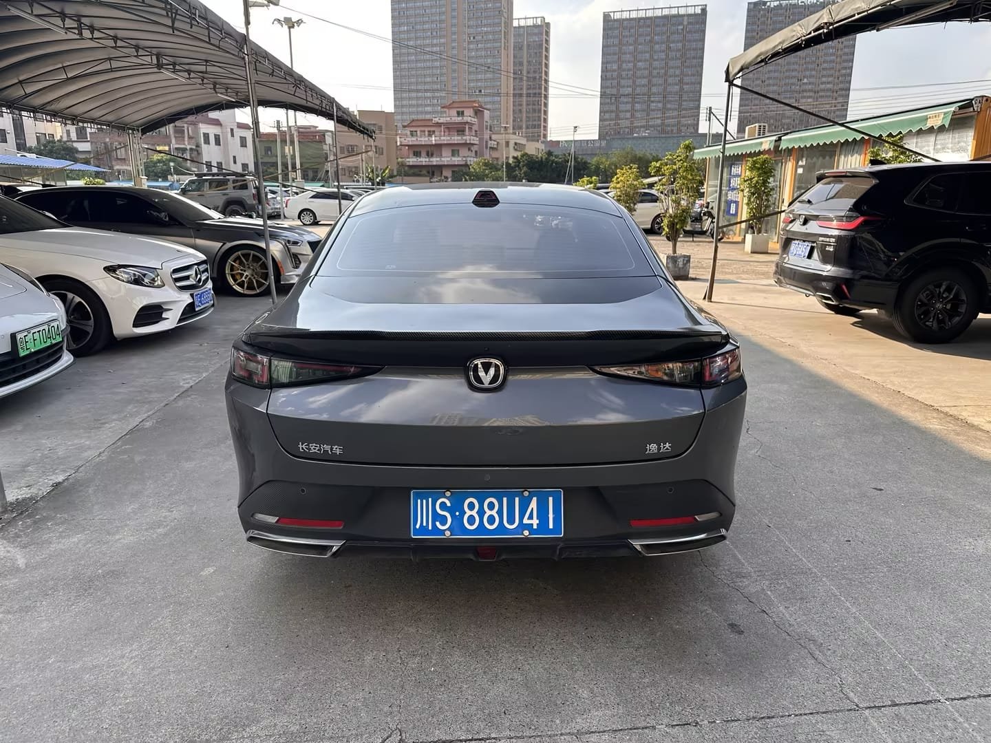 								2023 Changan UNI-V 1.5T Smart Pilot Version full									
