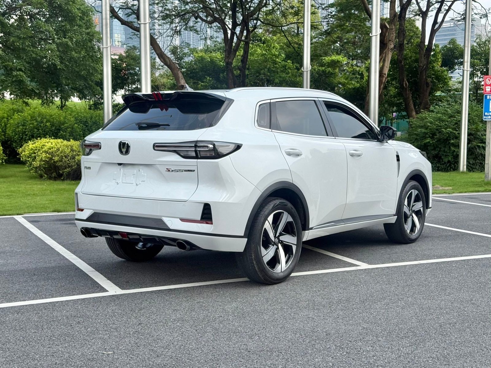 								2024 Changan CS55PLUS 1.5T Luxury full									