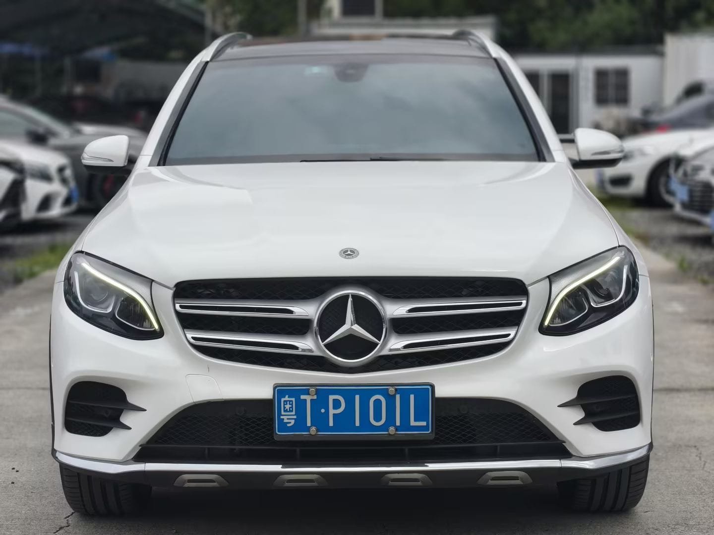 								2019 Mercedes-Benz GLC-Class GLC 260 L 4MATIC Sport Edition full									