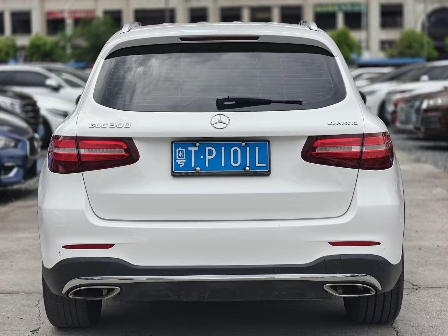 								2019 Mercedes-Benz GLC-Class GLC 260 L 4MATIC Sport Edition full									