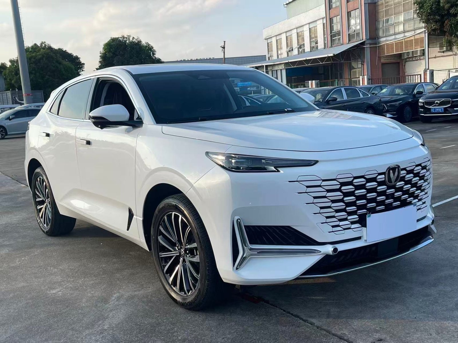 								2023 Changan UNI-K 2.0T 2WD Enjoy Version full									
