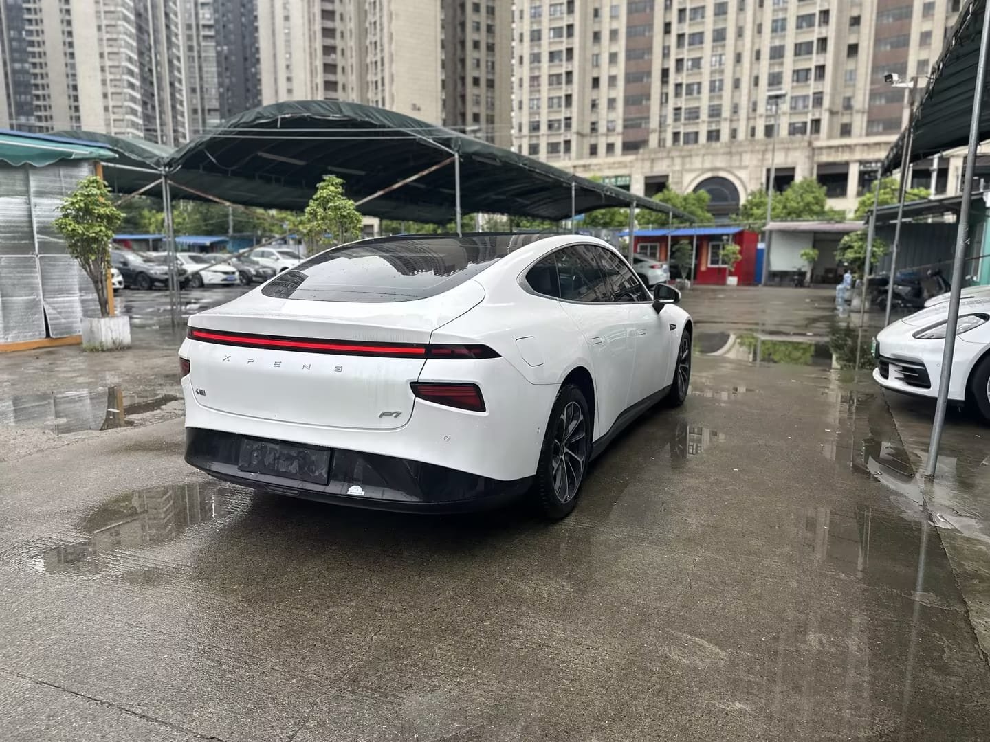 								2020 Model XPENG P7 , RWD Long Range Smart Drive Edition full									