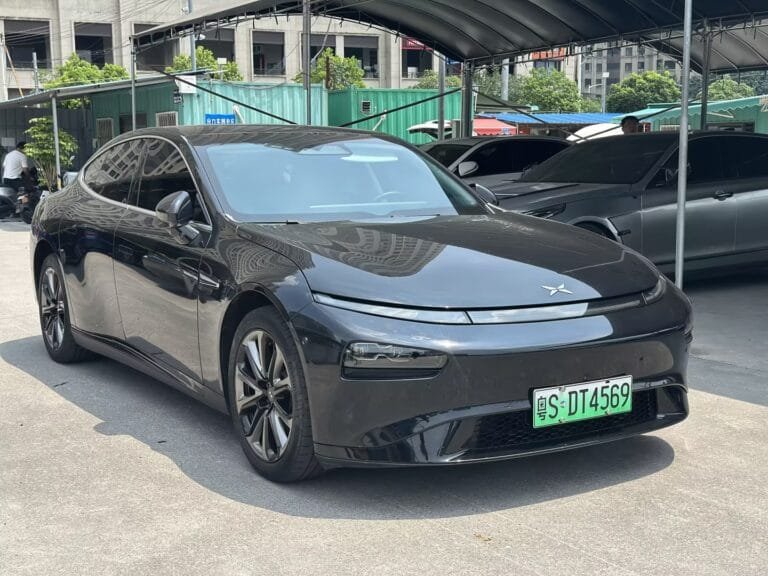 2022 XPENG P7 670G Trim