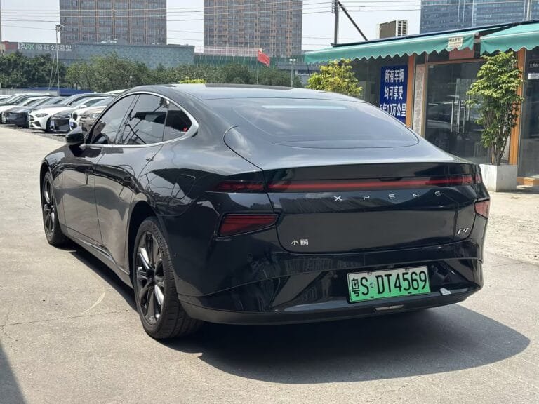 2022 XPENG P7 670G Trim