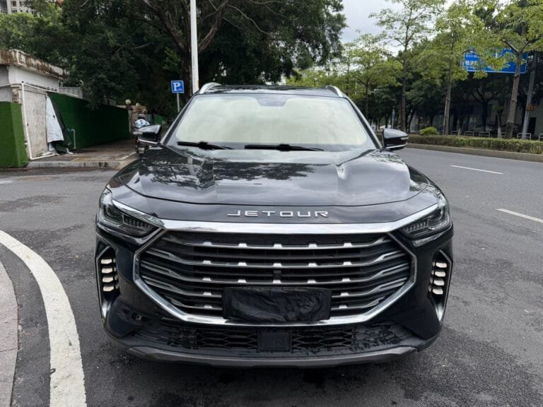 2021 Jetour X70 PLUS 1.6T DCT Sky Trim 7-Seater Midsize SUV