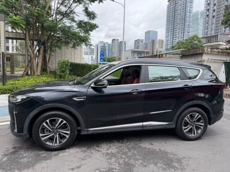2021 Jetour X70 PLUS 1.6T DCT Sky Trim 7-Seater Midsize SUV