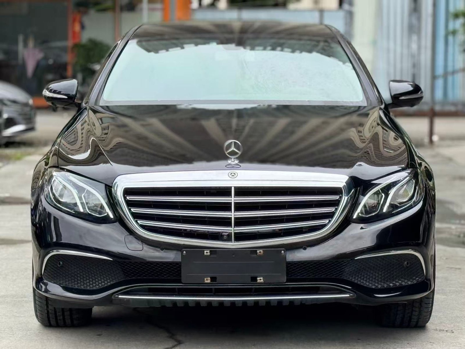 								2019 Mercedes-Benz E-Class E 300 L Luxury Edition full									