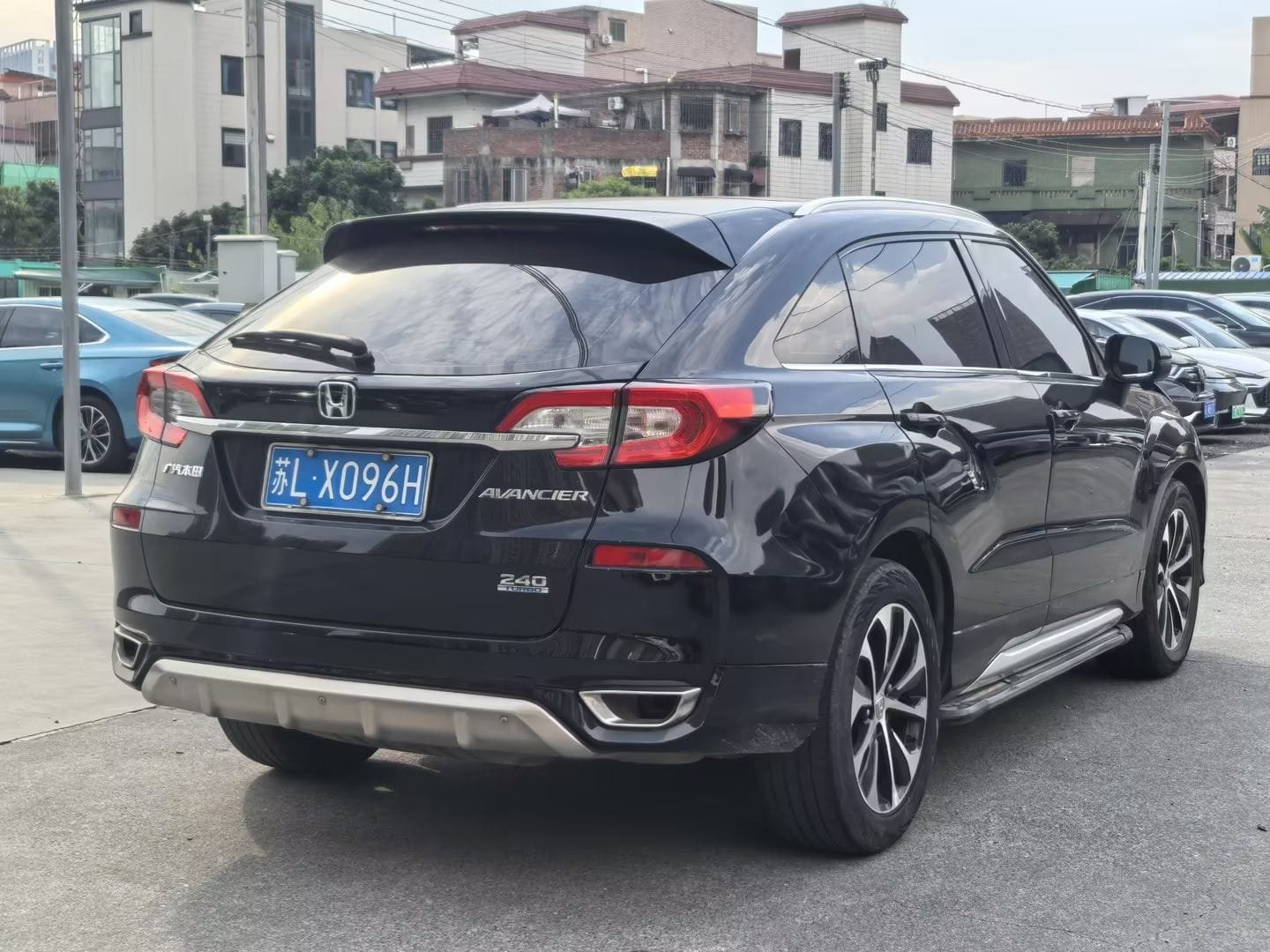								2019 Honda Avancier 240TURBO FWD Luxury Edition full									