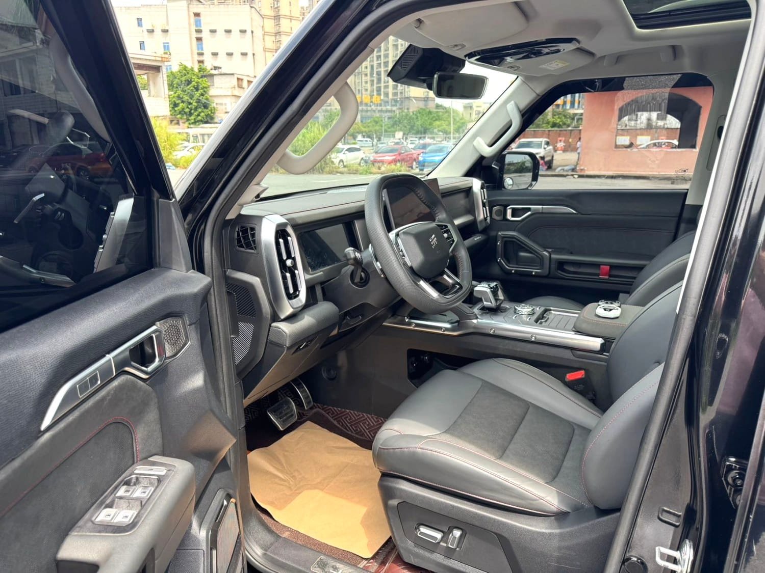 								2024 Jetour Traveler 2.0T 4WD Conquer Automatic full									