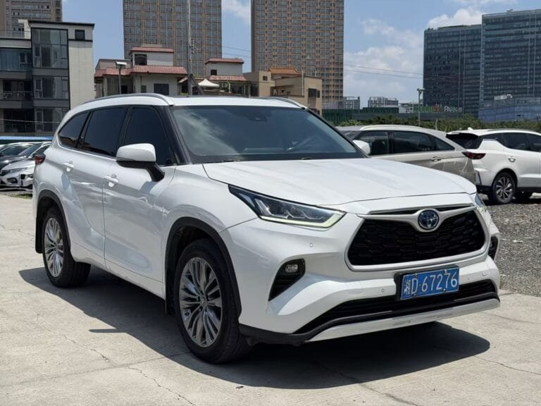 2022 Toyota Highlander Hybrid 2.5L AWD Ultimate Edition 7-Seater