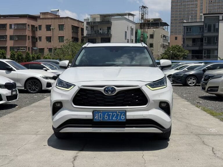 2022 Toyota Highlander Hybrid 2.5L AWD Ultimate Edition 7-Seater