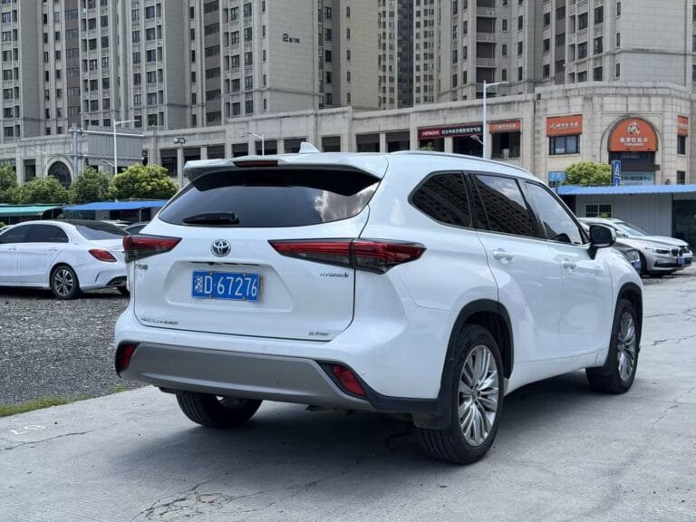 2022 Toyota Highlander Hybrid 2.5L AWD Ultimate Edition 7-Seater