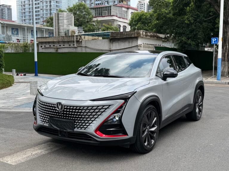 2020 UNI-T 1.5T Premium