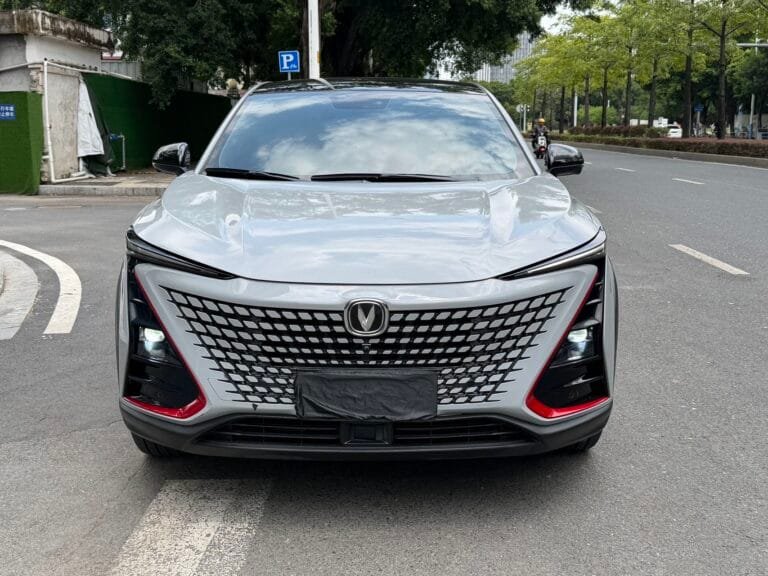 2020 UNI-T 1.5T Premium