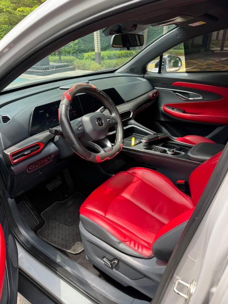 2020 UNI-T 1.5T Premium