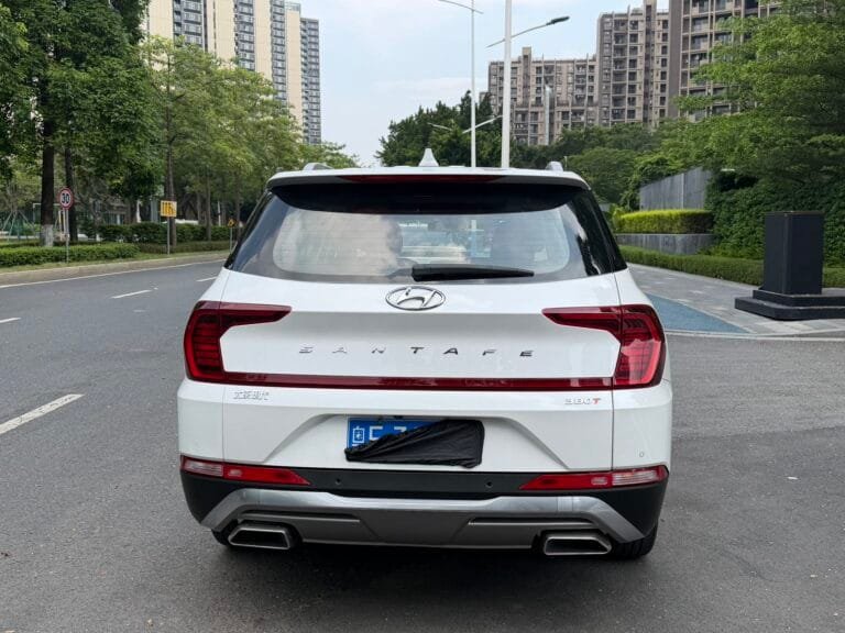 2019 Hyundai Santa Fe 2.0TGDi 380TGDi GLS FWD Luxury 6-Seater