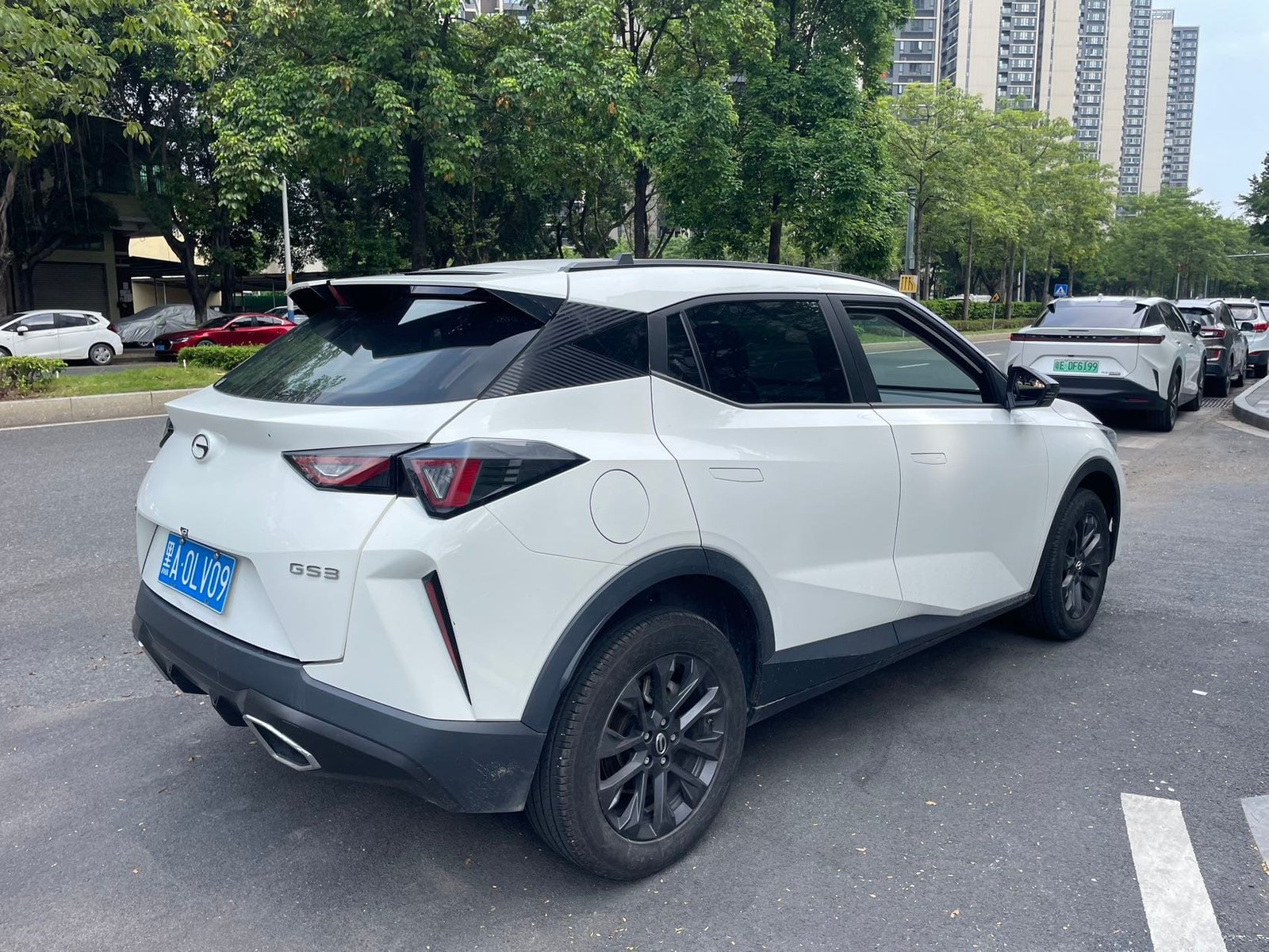 								2023 GAC Trumpchi GS3 Shadow Speed 1.5T 270T Basic Version full									