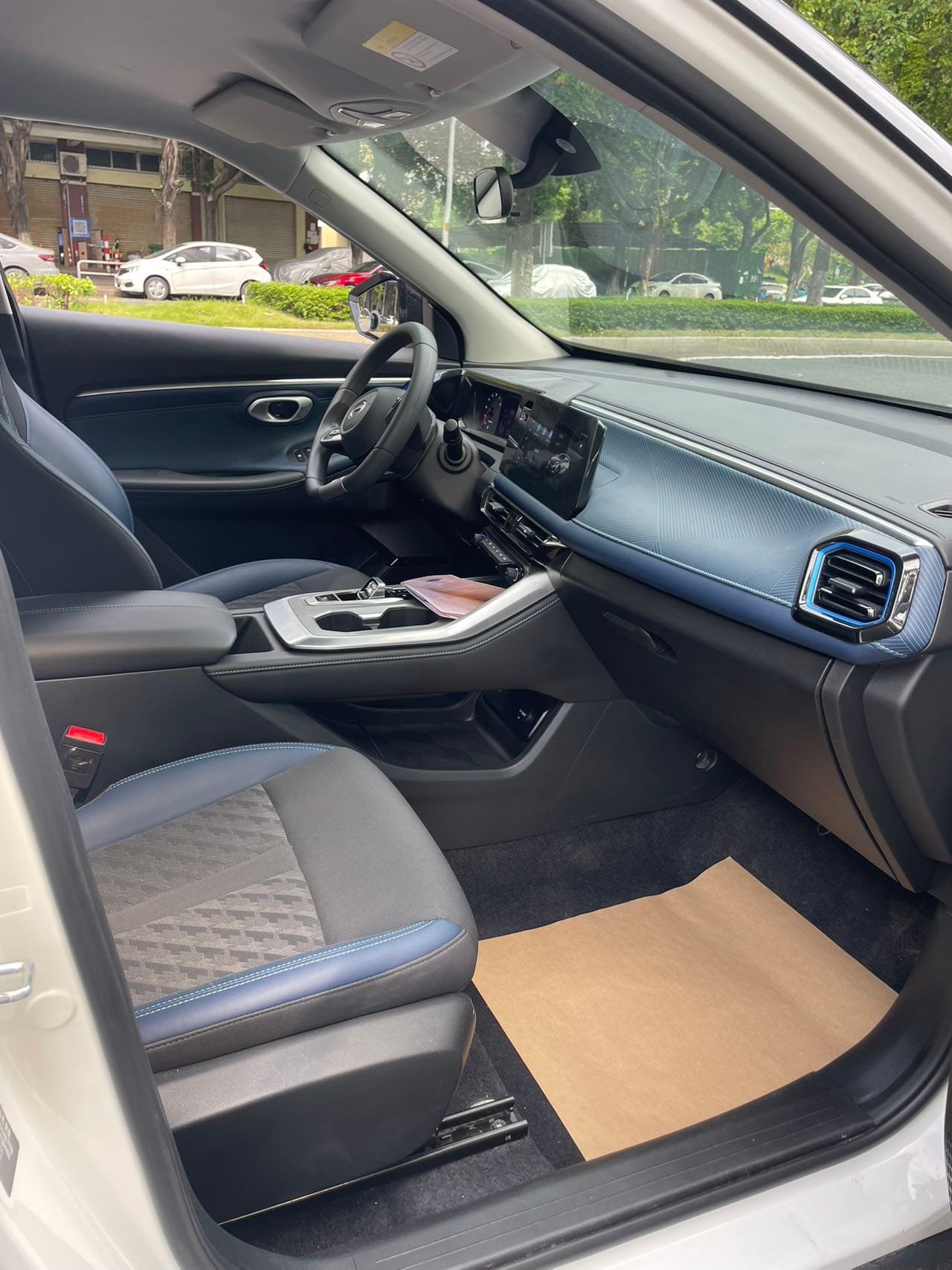 								2023 GAC Trumpchi GS3 Shadow Speed 1.5T 270T Basic Version full									