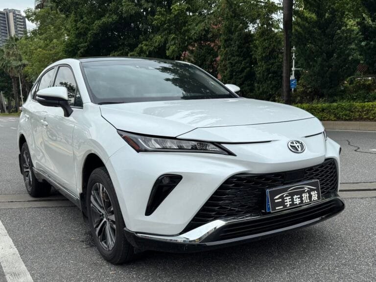 2023 Venza 2.0L CVT FWD Luxury Version
