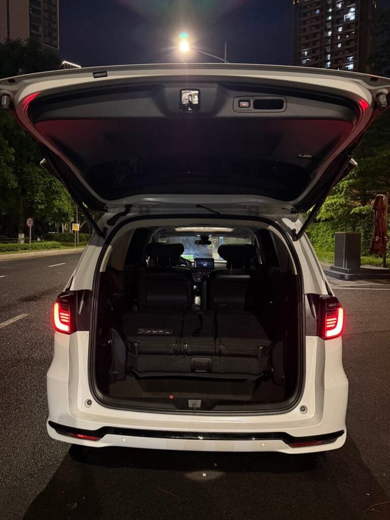 2022 Elysion Hybrid 2.0L e‑CVT Comfort Version