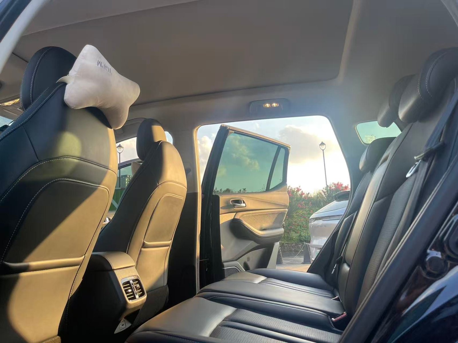								2023 GAC GS4 270T Automatic Smart Pilot Edition full									