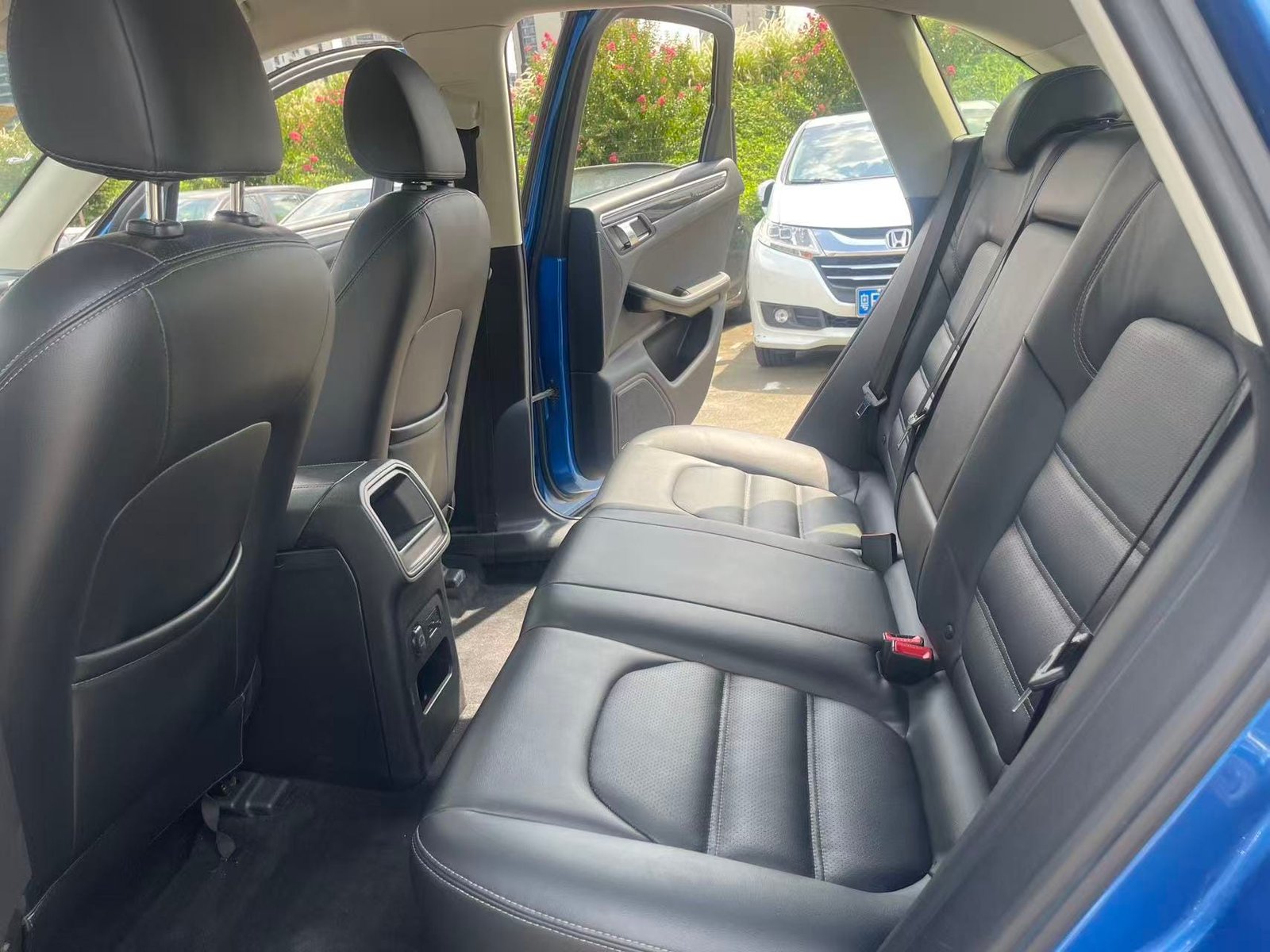 								2016 Zotye SR9 2.0T full									
