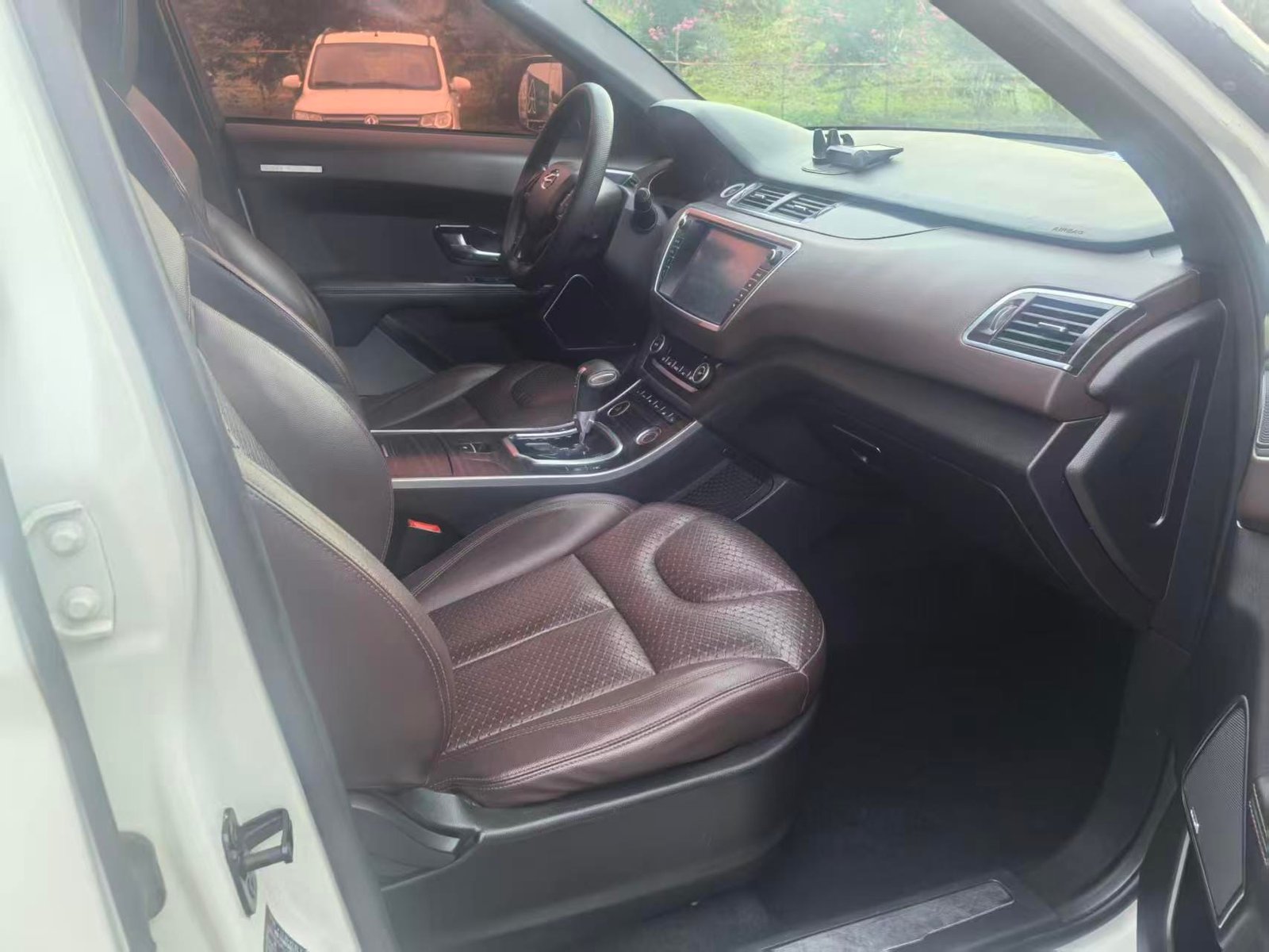 								2015 Landwind X7 full									