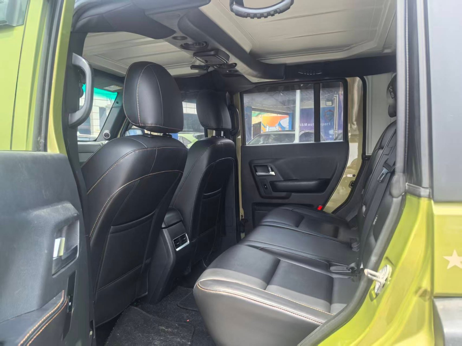 								2017 BAIC BJ40L 2.3T Automatic 4WD Premium Version full									