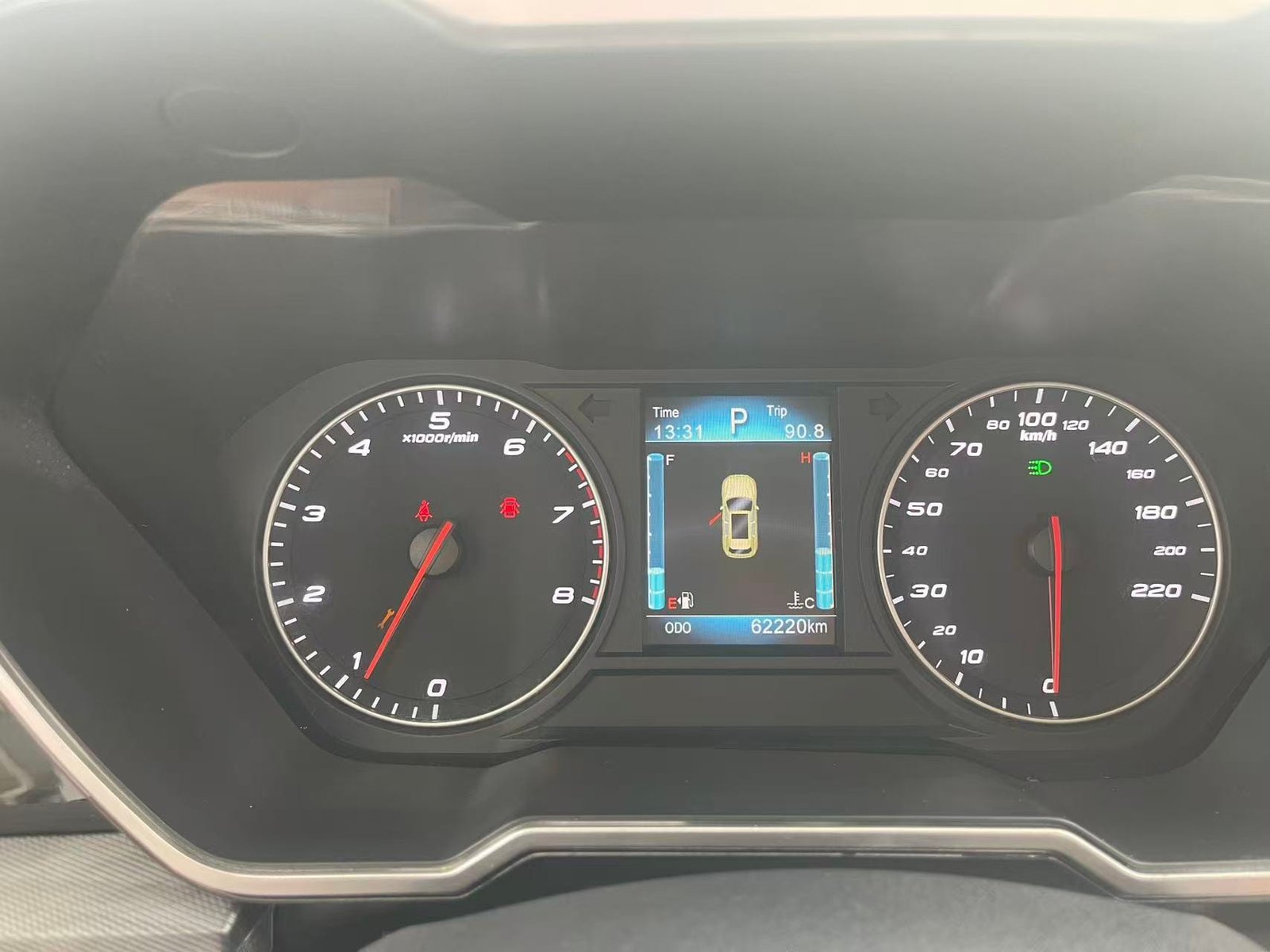 								2017 Zotye T700 Mid-size 5-seat SUV full									